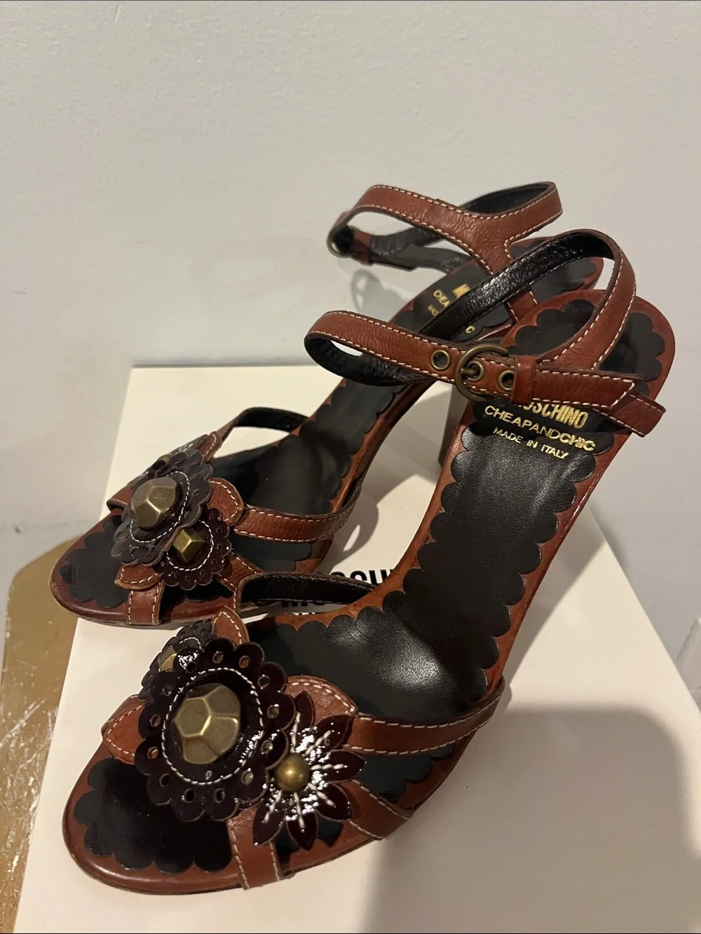 Moschino women brown